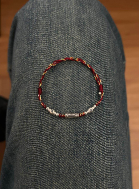 新中式复古锦鲤串珠红绳好运手链轻奢小众精致高颜值简约编绳手饰