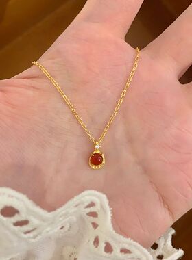 红色玛瑙项链女款2025新款高级感轻奢小众锁骨链秋冬送女朋友礼物