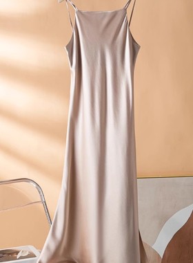 莹润光泽 篙级感晚宴裙 品质醋酸双肩带垂感长裙连衣裙夏 L03613