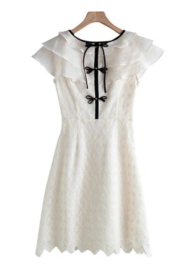 甜美 刺绣工艺 层次感荷叶边拼接短袖收腰连衣裙夏 L26043