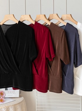 短款收腰显瘦基础纯色T恤 叠襟V领隐形暗扣醋酸上衣C03923