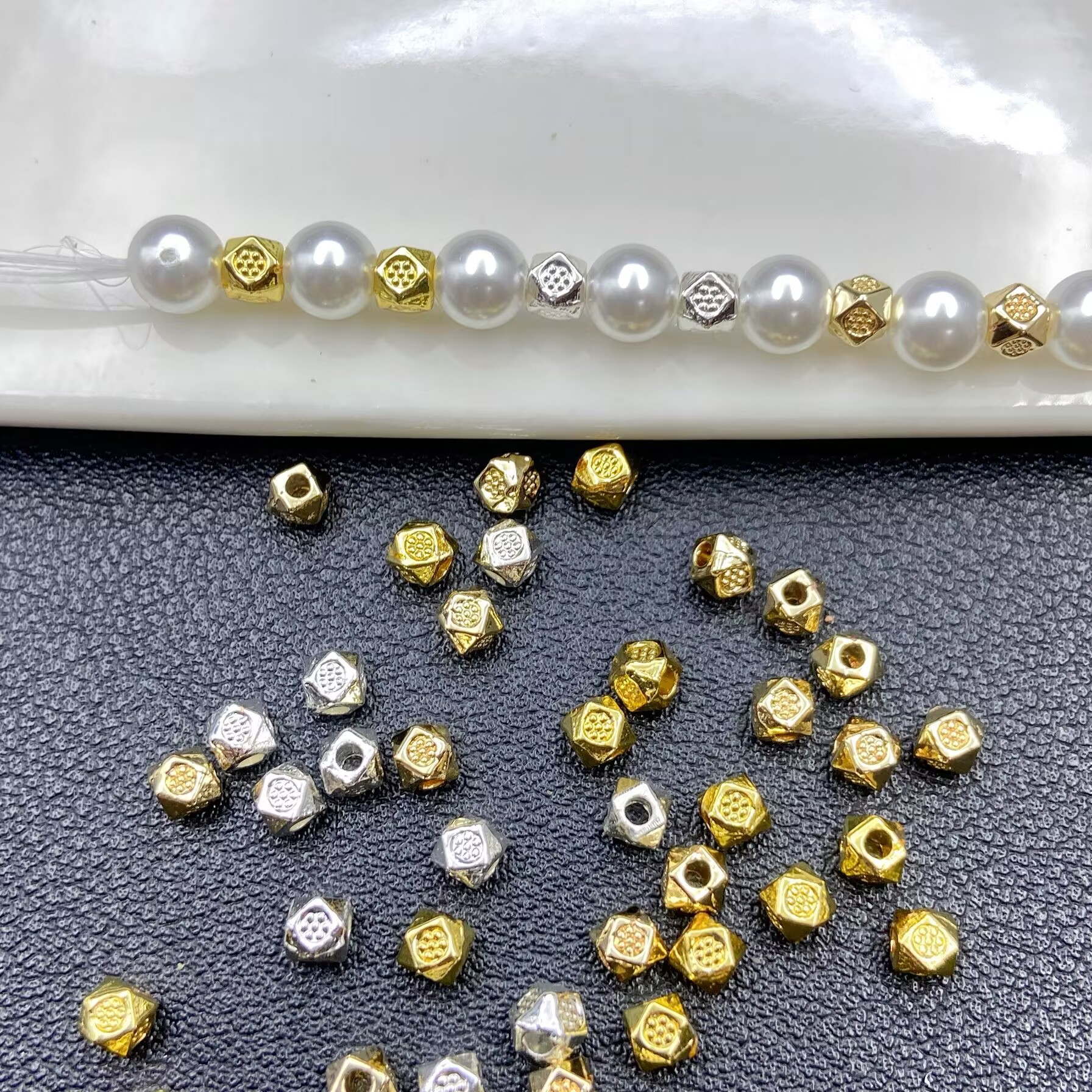 包金保色基础配件点点花纹4MM多