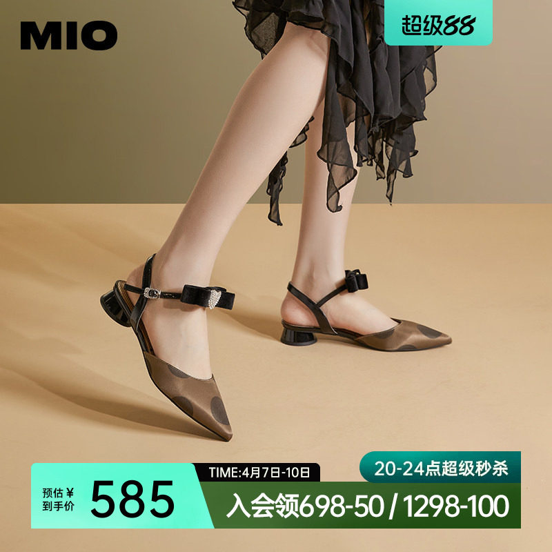 MIO米奥夏季尖头低圆跟凉鞋闪钻爱心蝴蝶结通勤时装凉鞋女