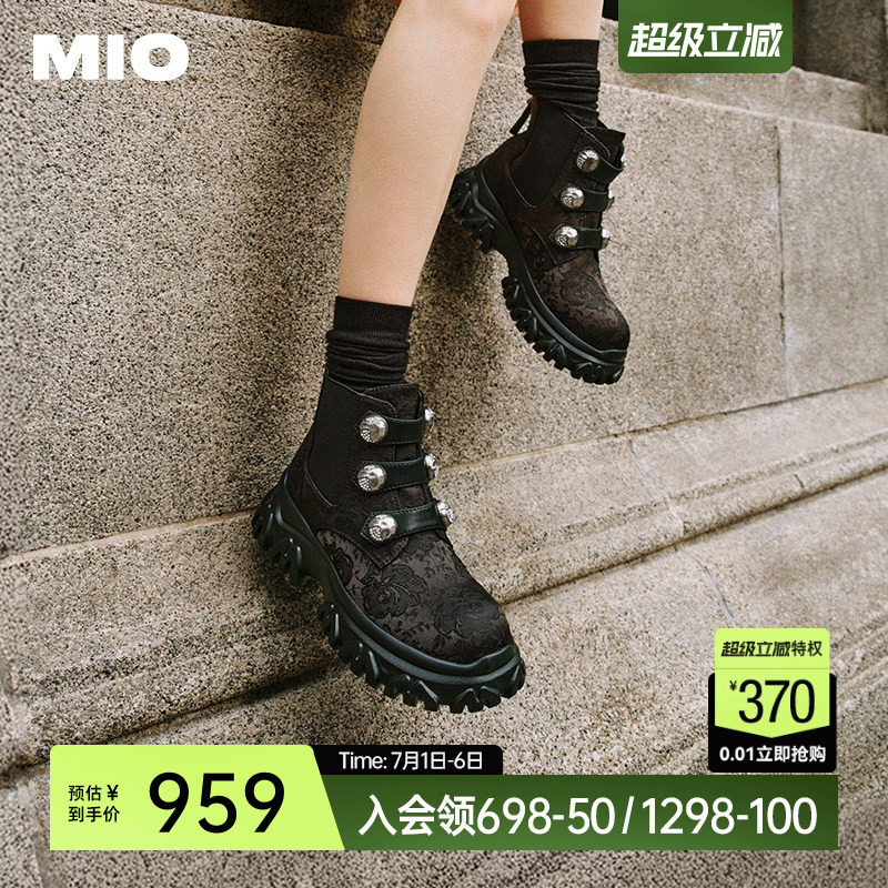 MIO米奥年冬季时尚潮流加绒马丁靴酷飒圆头显高短筒百搭女靴