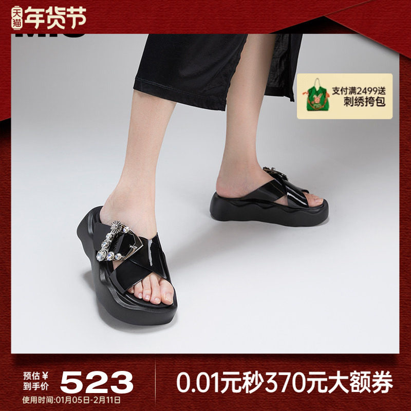 MIO米奥夏季中跟时尚拖鞋金属饰扣波浪底前卫个性一字拖女,女鞋,一字拖,淘宝优惠券,粉丝福利购,淘宝优惠卷
