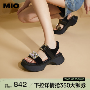 女鞋 MIO米奧夏季 復(fù)古方頭休閑涼鞋 甜酷時髦厚底通勤涼鞋