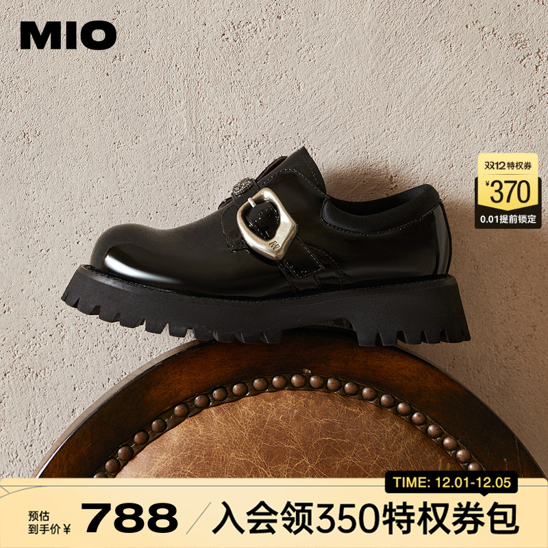 立体包容圆头  微翘饱满楦型空间