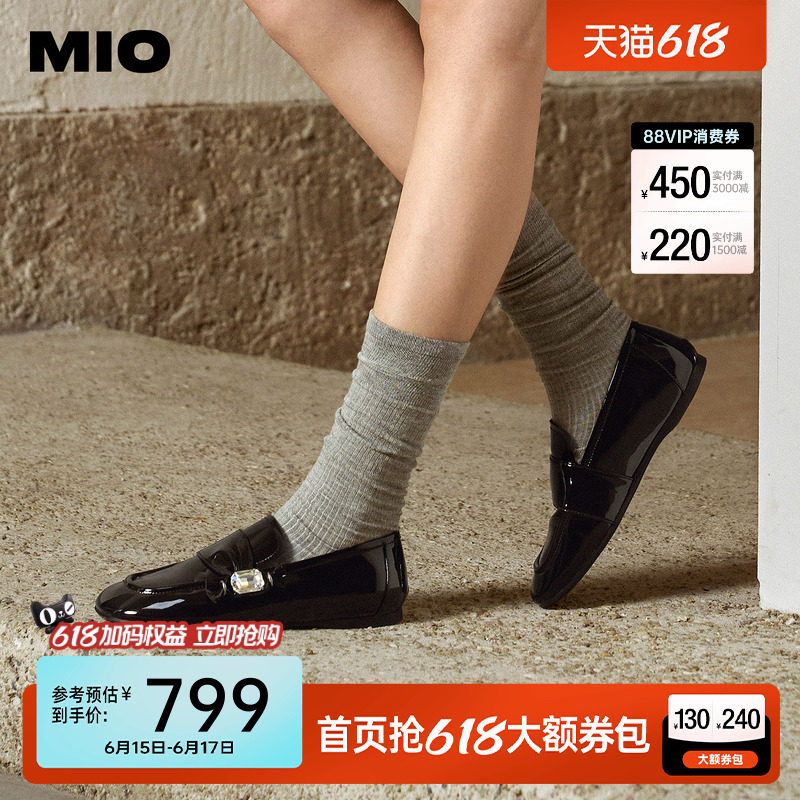 MIO米奥乐福鞋2026秋季新款圆头粗跟小皮鞋方钻扣饰学院风女鞋