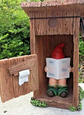 小矮人看报厕所没关门