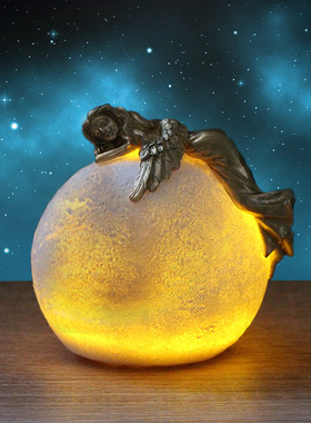 跨境新品带灯月亮翅膀天使纽扣电池树脂装饰摆件庭院家居阳台装饰