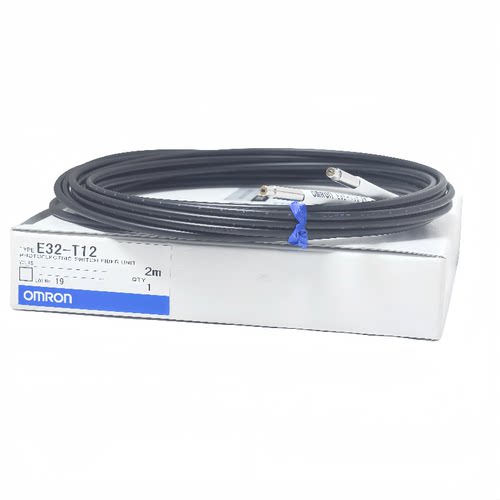 E32-T12 2M E32-T15YR E32-T15XR E32-T25Y E32-T15Z 2M 欧姆龙