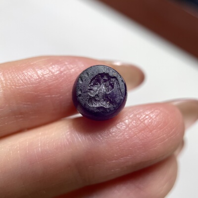 萨珊王朝紫水晶精美小印章9.8mm 手工錾刻大磨损念珠卡子老珠1250