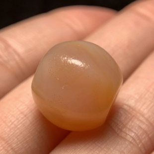 百年嫩色系带朱砂老玛瑙六棱单珠14mm 念珠手串diy配珠老珠子1702