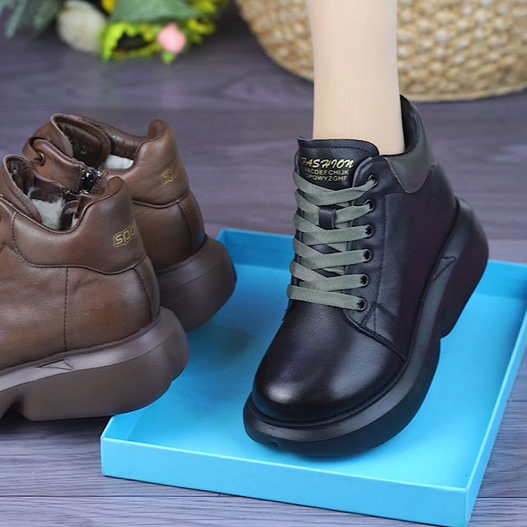 真皮厚底羊皮毛一体保暖马丁靴女