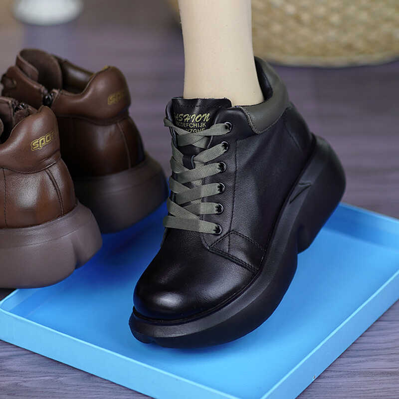 头层牛皮羊毛内里马丁靴