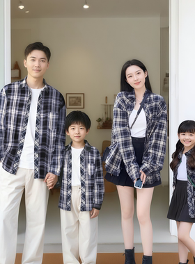 韩版亲子装一家三口春秋新款2026格子衬衫母子母装洋气衬衣外套潮