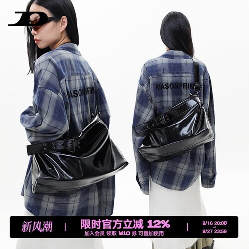 简着®原创穆肯斯暗黑皮扣托特包