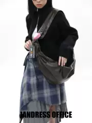 Jianzhuo / Original Tata Piere Oil Brown Coffee Wide Strap Pleated Multi-Clasp Soft Leather Horn Crossbody Dumpling Bag