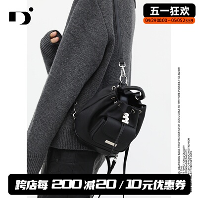 简着®原创黑色水桶小背包