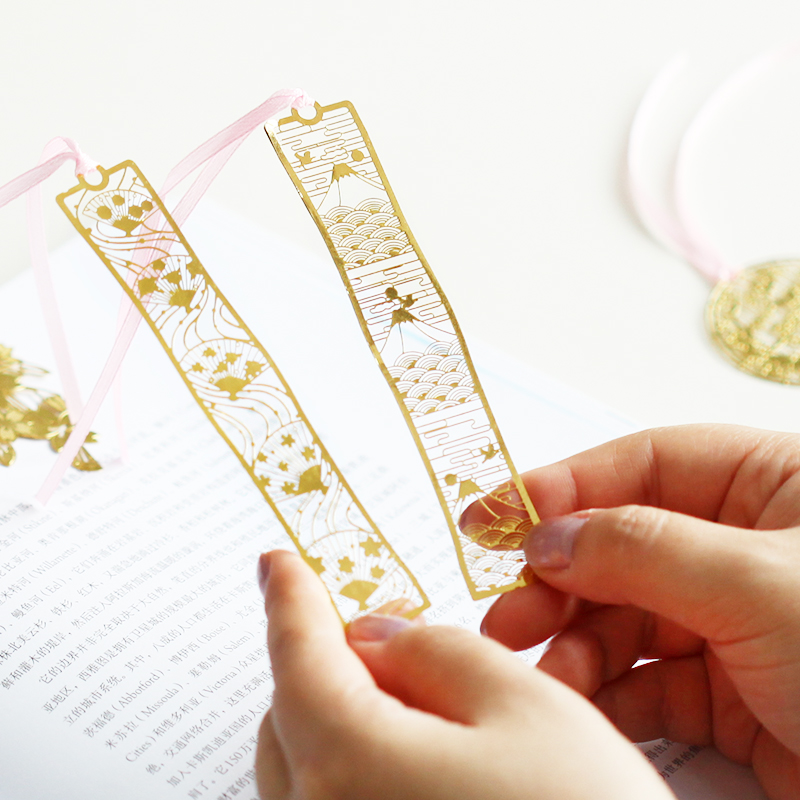 戀紙癖 櫻花鏤空金屬書簽 清新創意浪漫金色學生中國風葉脈書頁夾