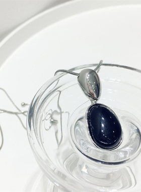 小众设计冷淡风复古黑色水滴抽拉式可调节项链毛衣链挂件颈锁骨链