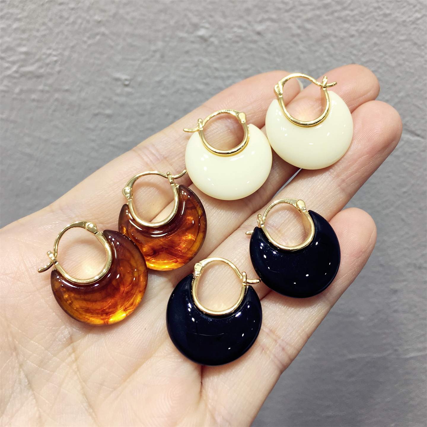 法式复古简约气质立体琥珀色树脂圆形耳扣耳圈耳环小众设计饰品新