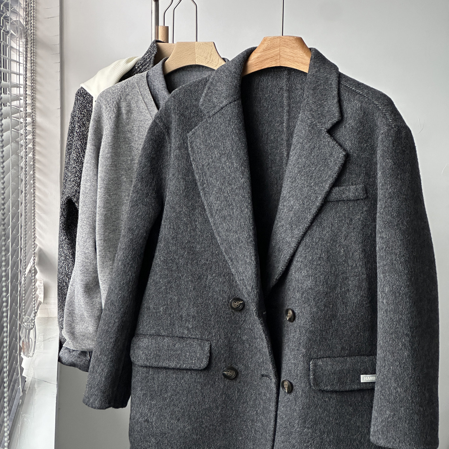 韩系极简风灰色中长款羊毛毛呢大衣女双排扣西装翻领双面羊绒外套