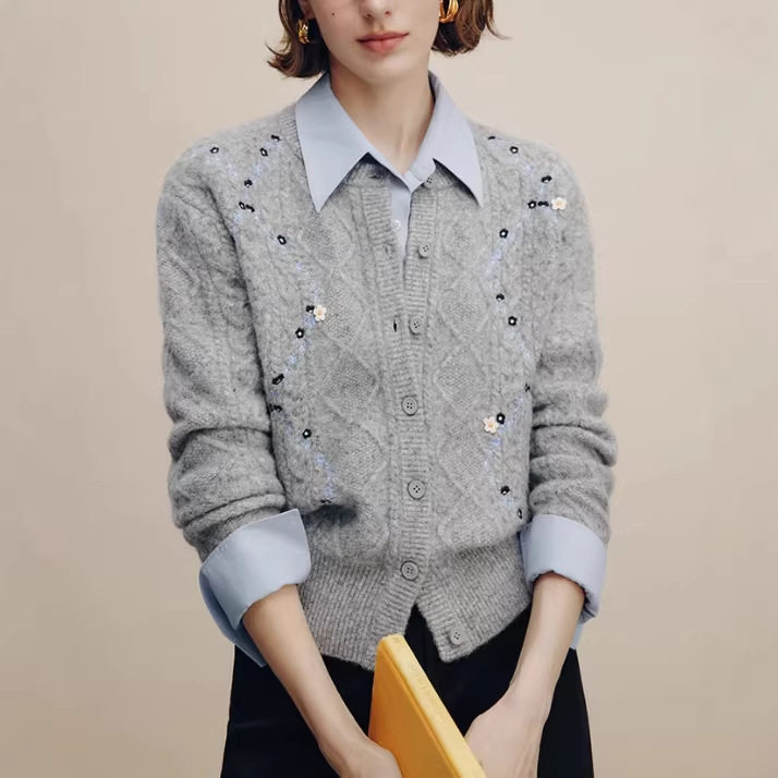 复古撞色花朵刺绣羊毛针织开衫女2025冬季新款菱格绞花上衣,女装/女士精品,毛针织衫,淘宝优惠券,粉丝福利购,淘宝优惠卷