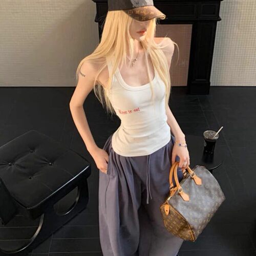 美式辣妹字母印花吊带背心女士夏季外穿修身显瘦内搭短款白色上衣