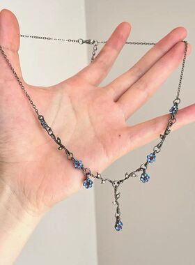 中古风复古蓝色花朵锆石项链女小众设计感毛衣链轻奢高级颈链配饰
