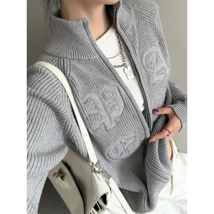 立领拉链刺绣印花毛衣开衫 美式 女秋冬上衣 Cozy玩家 PAPERLLL辛间
