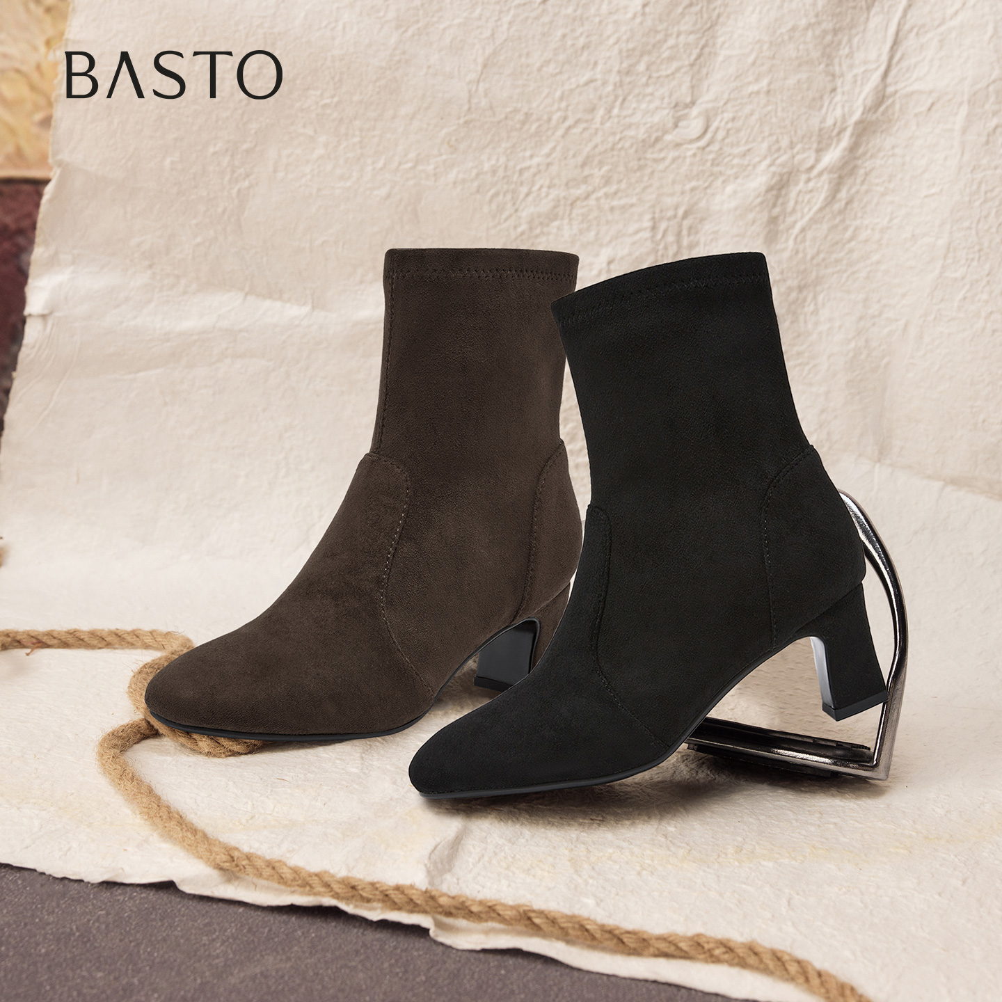 百思图2025冬季新款通勤粗跟绒面粗跟弹力靴瘦瘦靴女短靴K5089DZ5