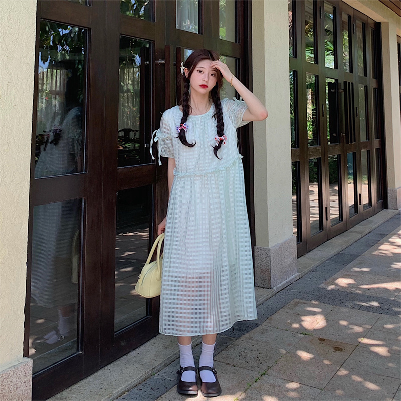 Real price Korean loose and thin bubble sleeve dress