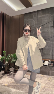 宽松收腰显瘦女立领百搭休闲外套减龄冲锋衣 韩版 欧货2026春季 新款