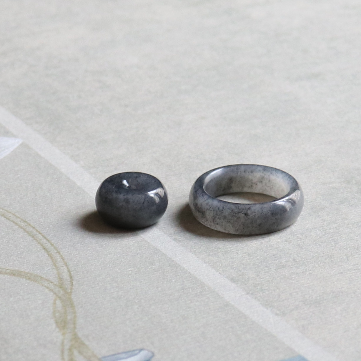 天然和田玉青花芝麻糊平安戒