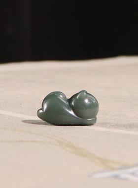 天然和田玉细青玉趴趴猫挂件