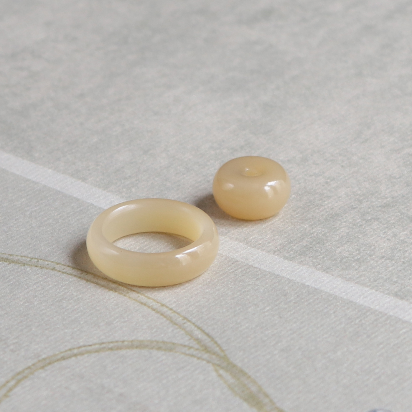 和田玉糖玉平安戒天然玉石