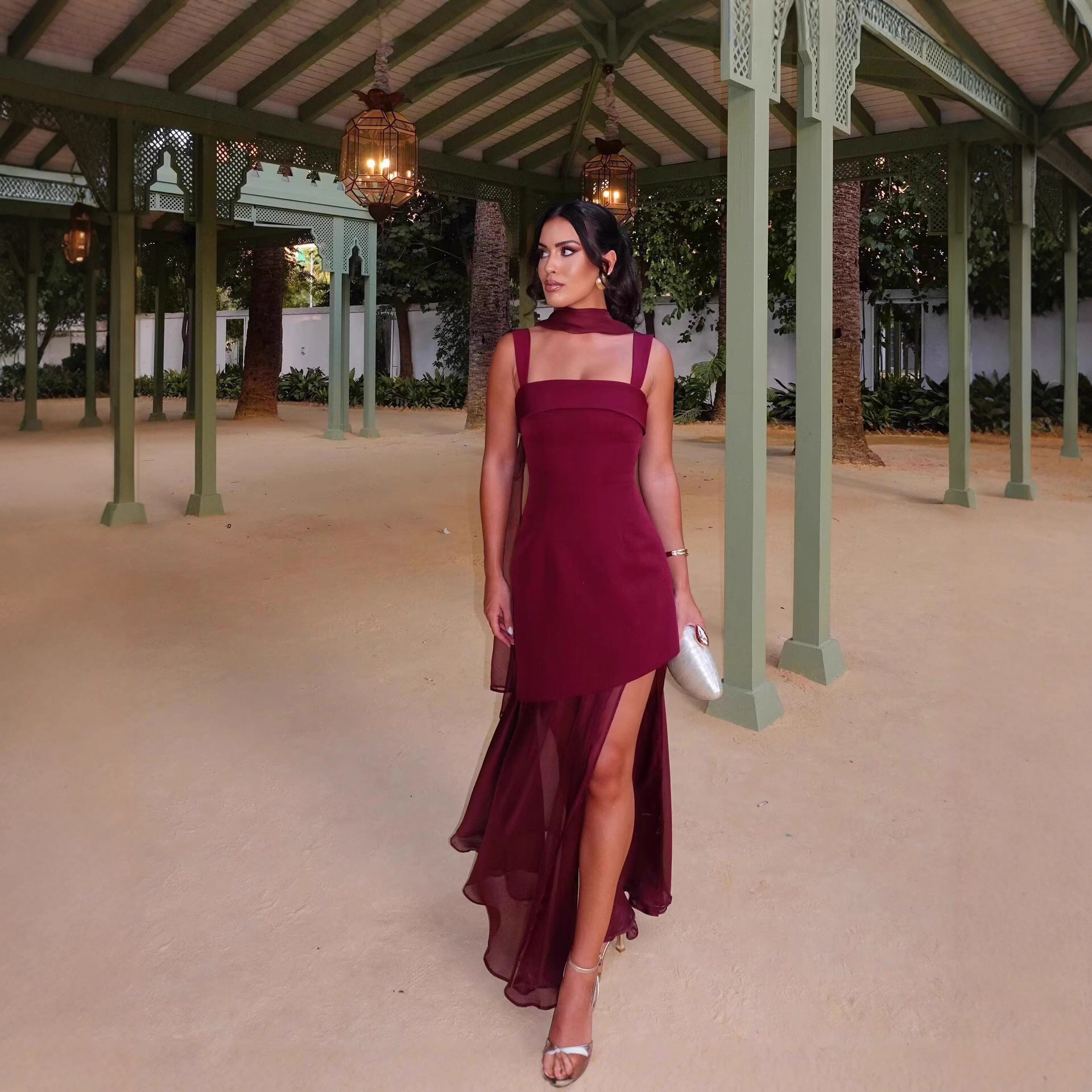 性背飘带高开叉连衣裙Sexy backless slit fashion women's dress