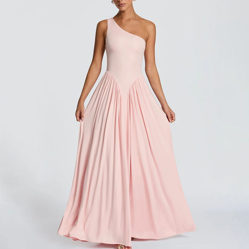 Women's evening gown elegant sloping shoulder slim fit dress