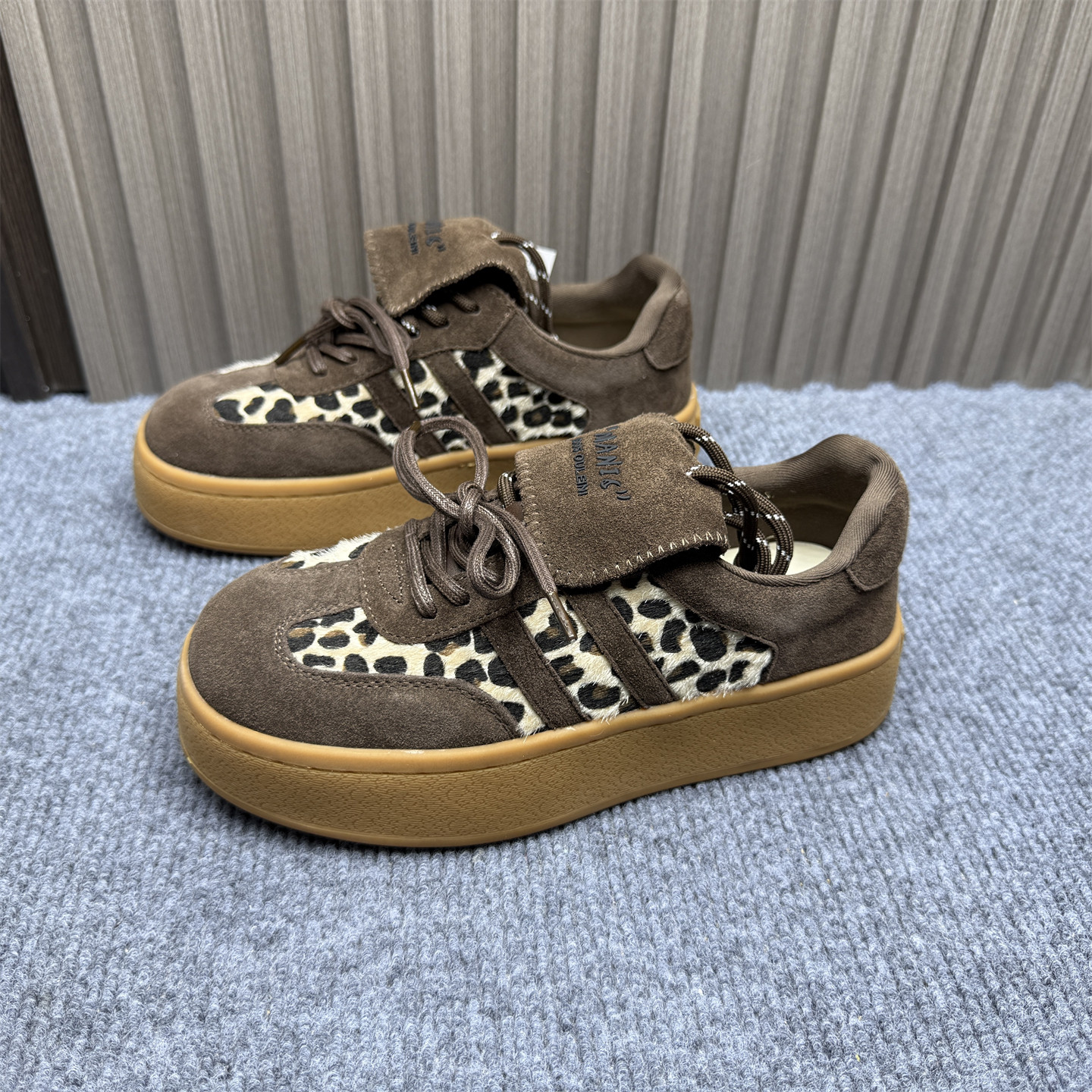 断码清仓处理真皮厚底德迅鞋女增高板鞋2025新款拼色复古休闲单鞋,女鞋,时尚休闲鞋,淘宝优惠券,粉丝福利购,淘宝优惠卷