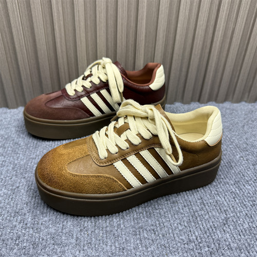 品牌撤柜断码处理德迅鞋女2025新款春秋厚底细带复古真皮运动板鞋