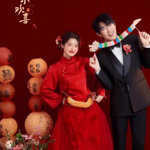 新中式婚纱照红色喜嫁风摄影道具