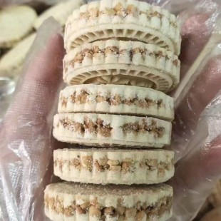 客家特产广东杏仁饼干香脆五谷杂粮芝麻花生馅炒米饼休闲零食茶点