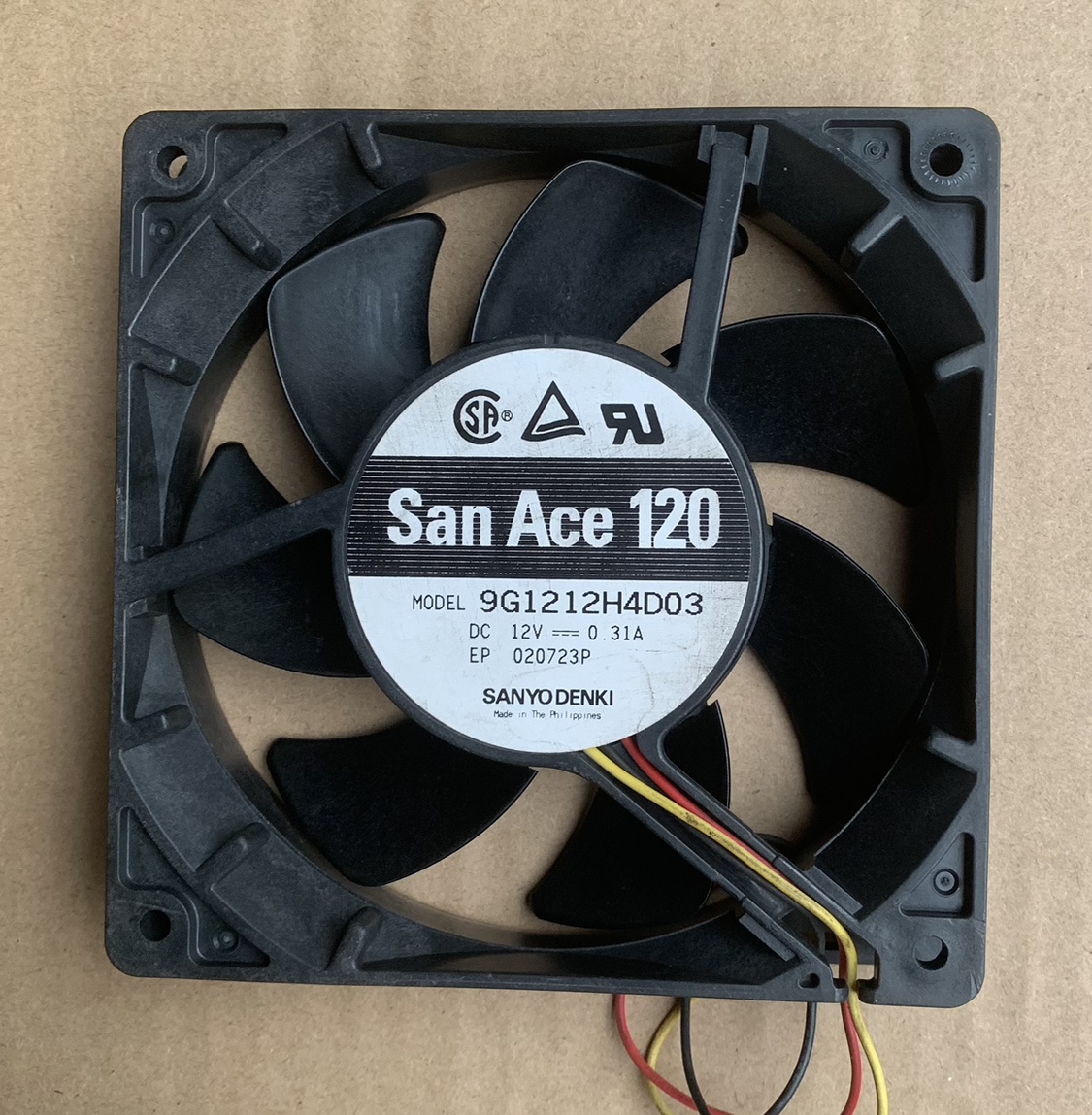 日本三洋SANYO 9G1212H4D03 12025 12V 0.31A 双滚珠12CM机箱风扇