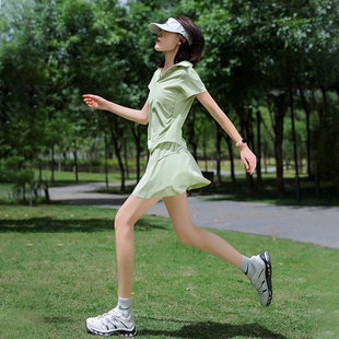 高尔夫裙 羽毛球衣服女速干运动套装 2025新款 专业晨跑服大码 polo衫