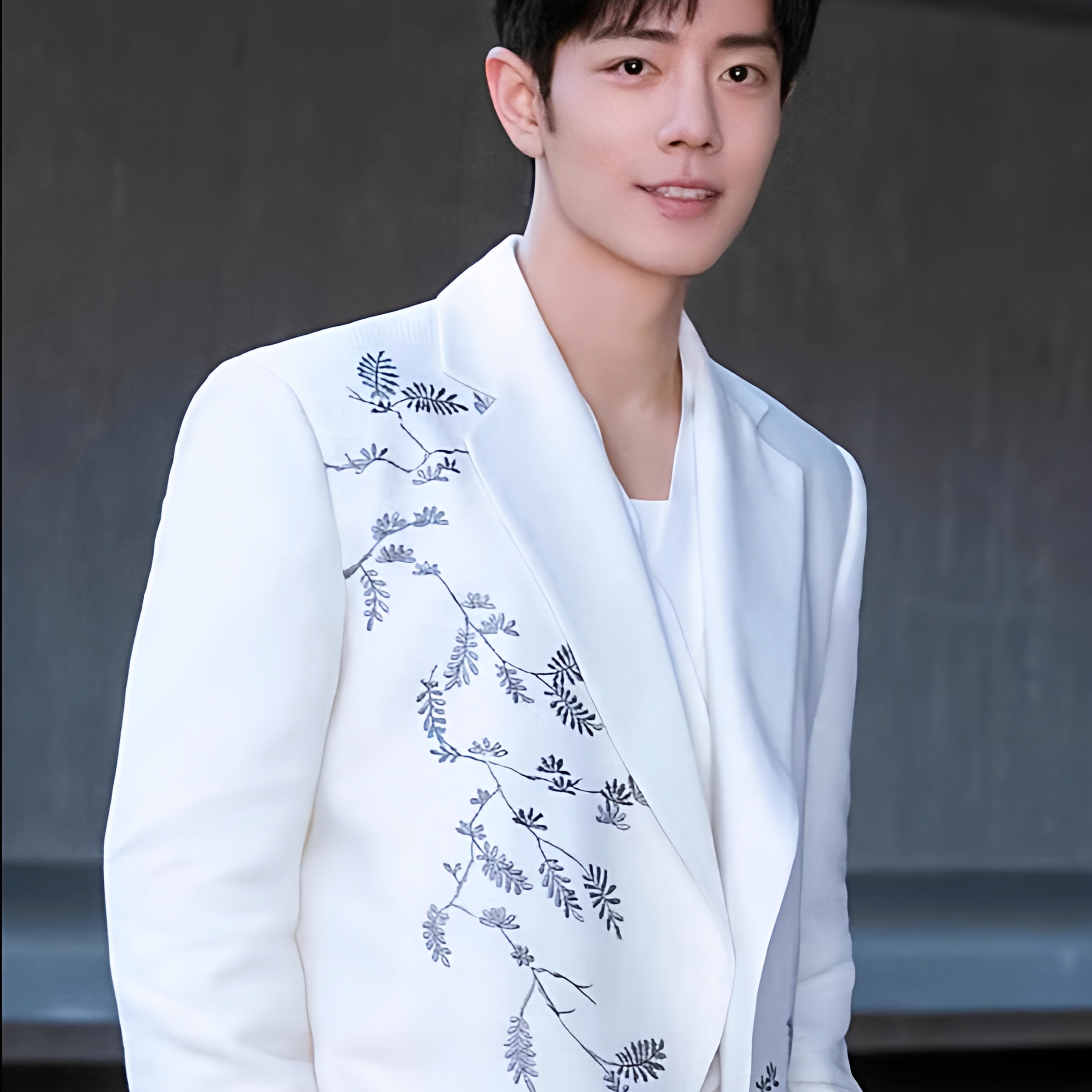 肖战同款白色潮牌秋冬季百搭西服刺绣商务垫肩设计韩版休闲外套潮,男装,休闲西服,淘宝优惠券,粉丝福利购,淘宝优惠卷