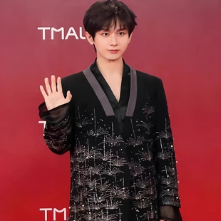 黑色西装 新中式 外套烟花刺绣亮片设计感宽松气质上衣 秋季 成毅同款