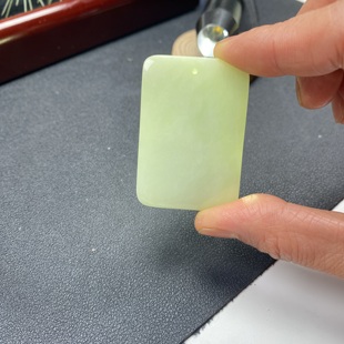 西安蓝田玉平安无事牌鸭蛋青吊坠天然正品兵马俑景区同款挂件带证