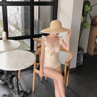 欧美风春夏小众博主款包边麦秆草帽法式复古赫本风度假遮阳沙滩帽