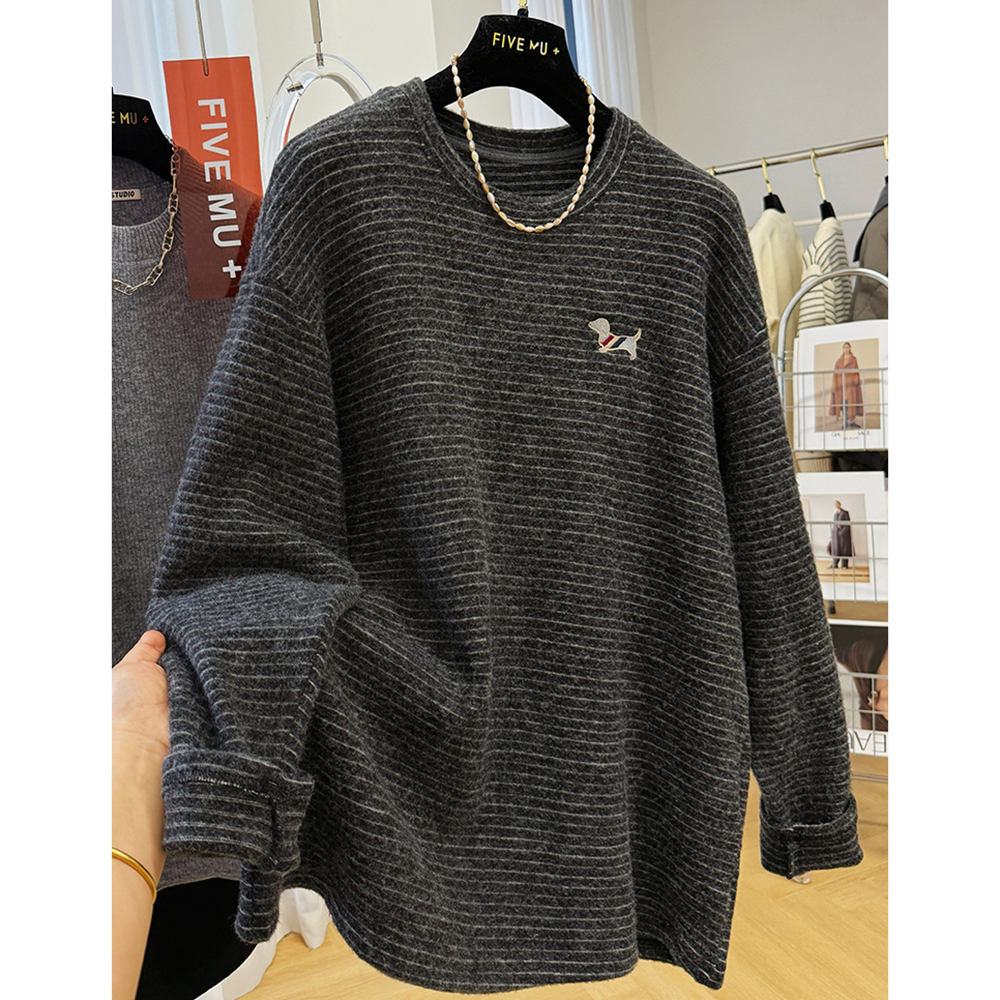 胖mm特大码2-300斤卡通刺绣磨毛条纹长袖t恤女秋冬内搭打底衫上衣